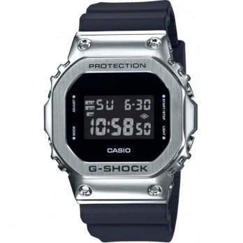 Casio G-Shock GM-5600-1DR Erkek Kol Saati Casio G-Shock GM-5600-1DR Erkek Kol Saati