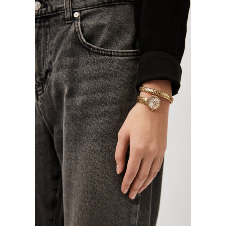 JUST CAVALLI JC1L301M0025 Kadın Kol Saati