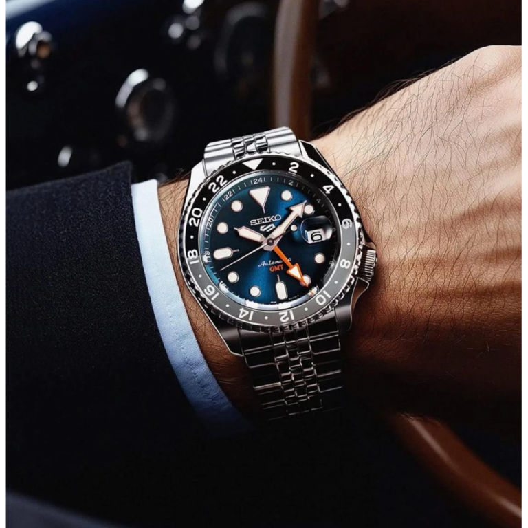 Seiko 5 Sports Otomatik GMT SSK045K Erkek Kol Saati SSK045K1