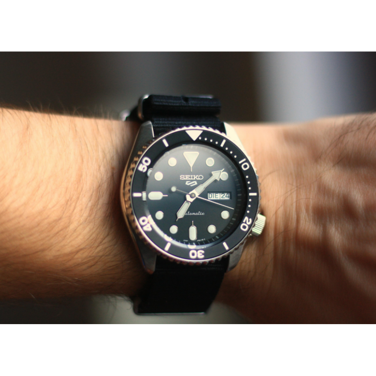 Seiko 5 Sports SRPD55K3 Otomatik Erkek Kol Saati